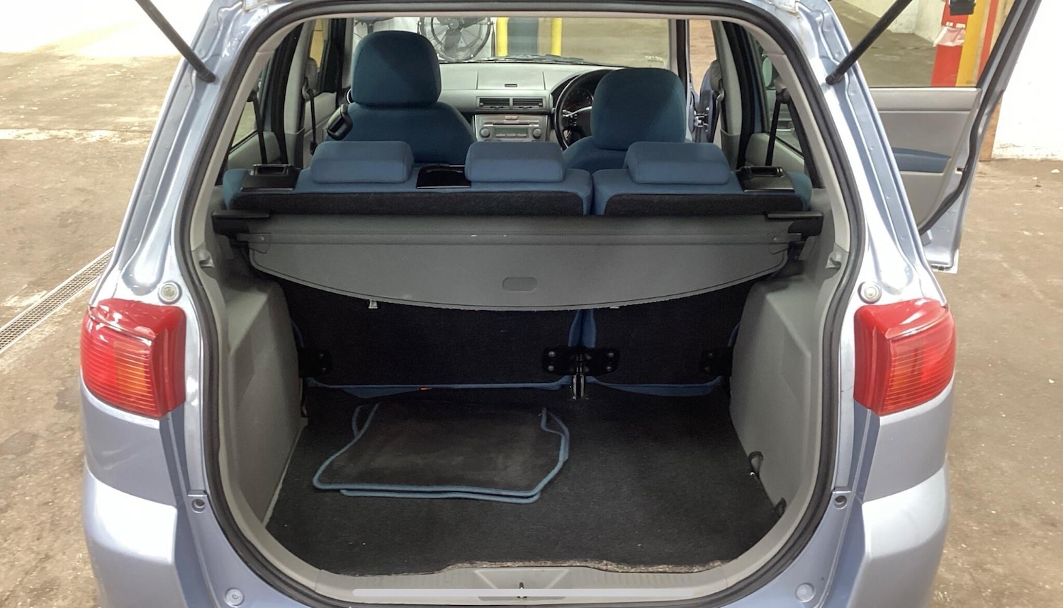 Used Mazda Mazda2 2005 for sale - 76432593: Photo 7