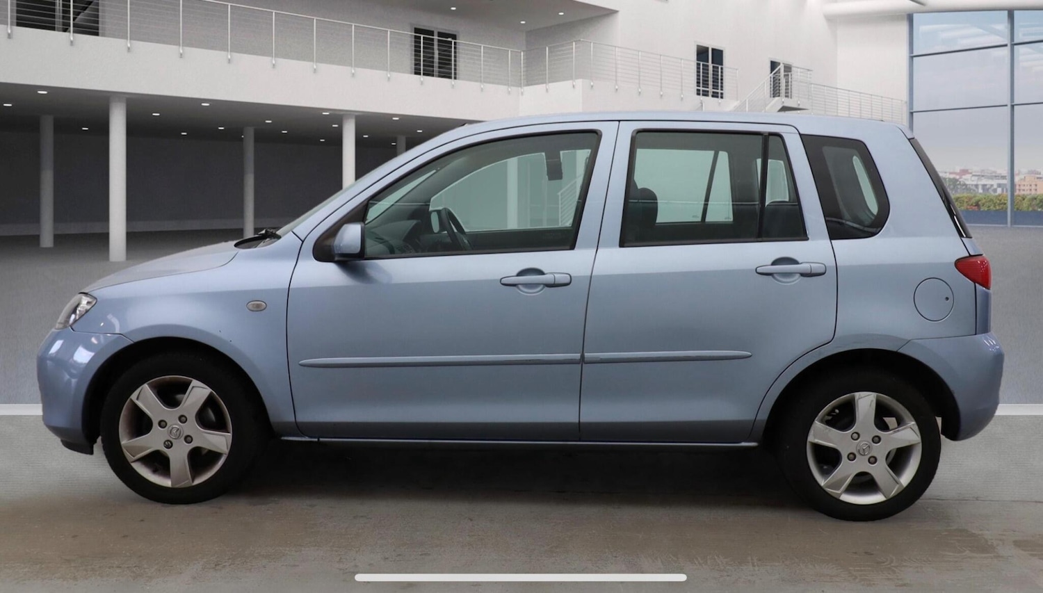 Used Mazda Mazda2 2005 for sale - 76432593: Photo 8