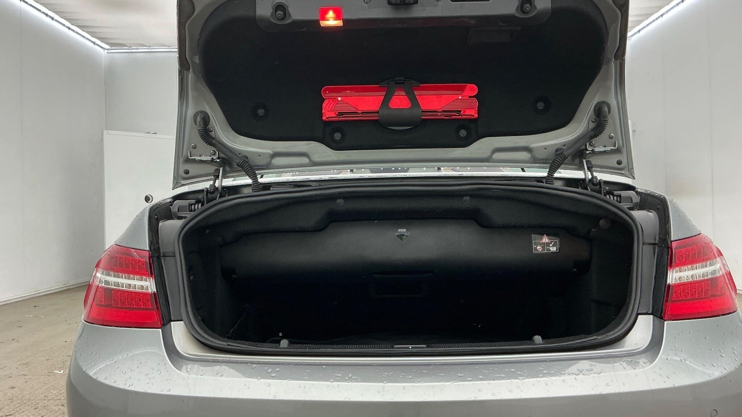 Used Mercedes-Benz E Class 2010 for sale - 77768804: Photo 6