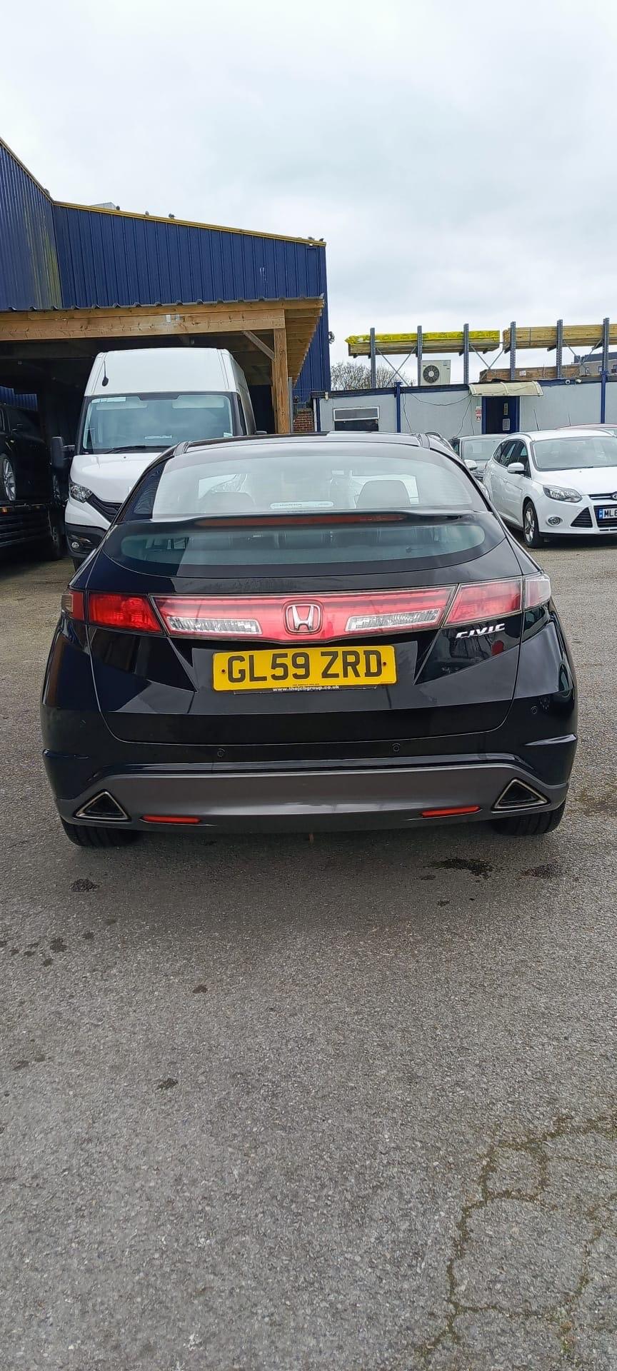 Used Honda Civic 2010 for sale - 78058212: Photo 6