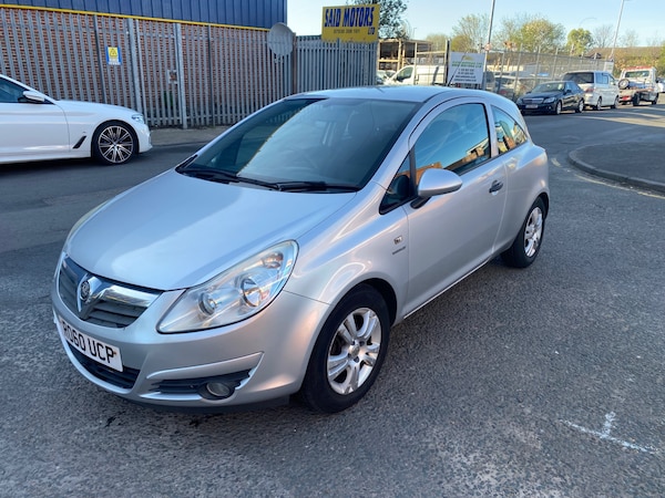 Used Vauxhall Corsa 2010 for sale - 74284504: Photo 3