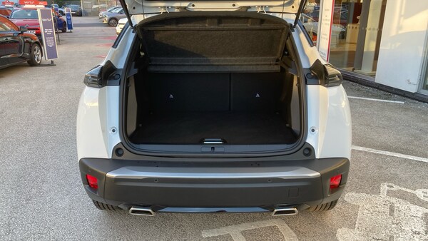 Used Peugeot 2008 2024 for sale - 76205985: Photo 4