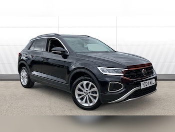 Used Volkswagen T-Roc 2024 for sale - 79127087: Photo