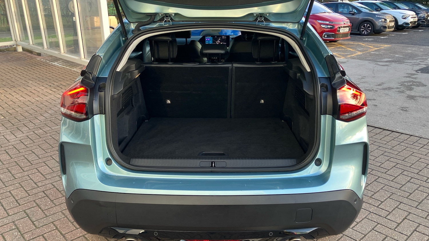 Used Citroen C4 2023 for sale - 76764099: Photo 4