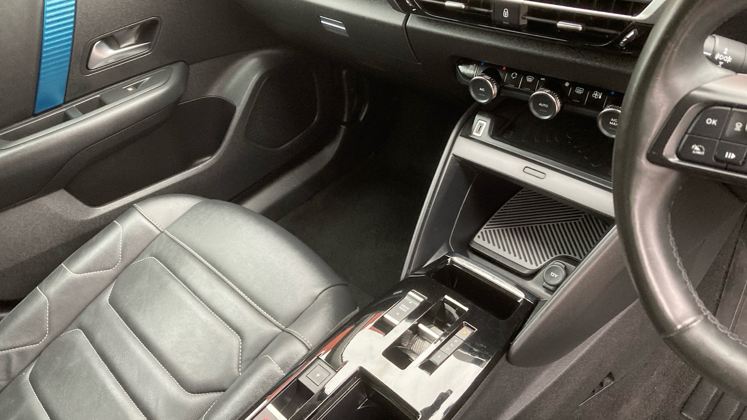 Used Citroen C4 2022 for sale - 76859694: Photo 14