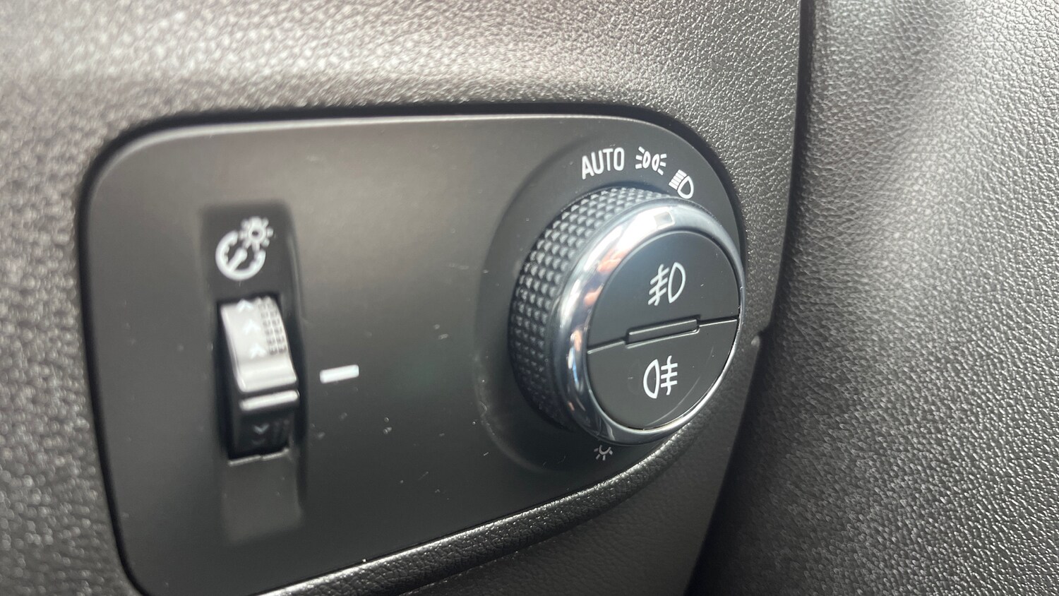 Used Vauxhall Crossland 2021 for sale - 76193807: Photo 24