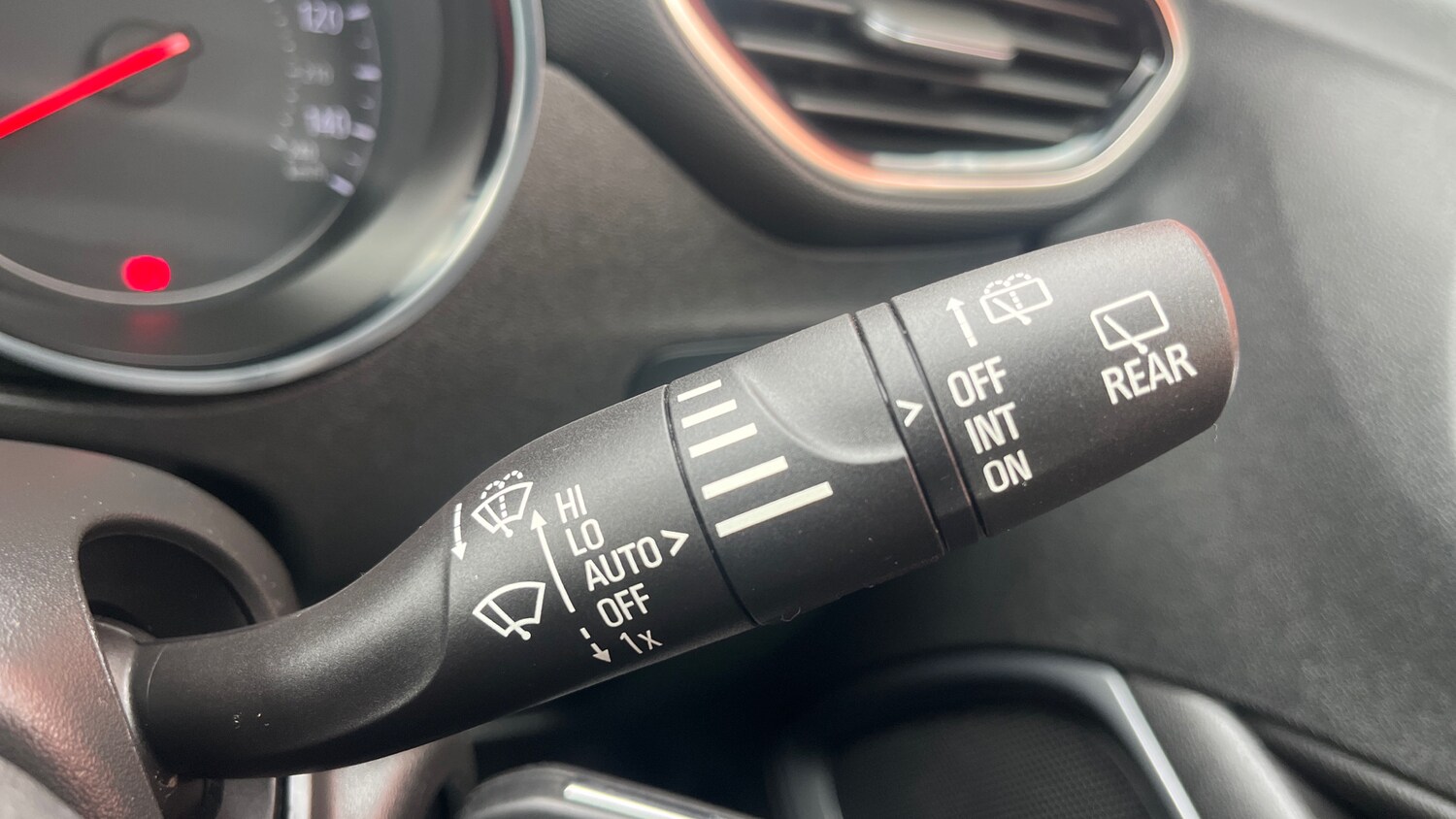 Used Vauxhall Crossland 2021 for sale - 76193807: Photo 25