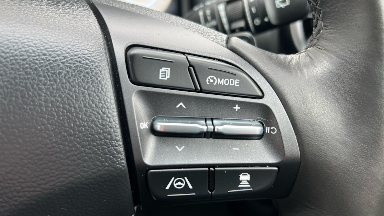 Used Hyundai KONA 2022 for sale - 77677005: Photo 33