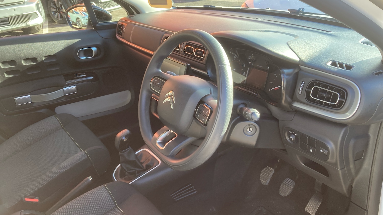 Used Citroen C3 2022 for sale - 76381873: Photo 11