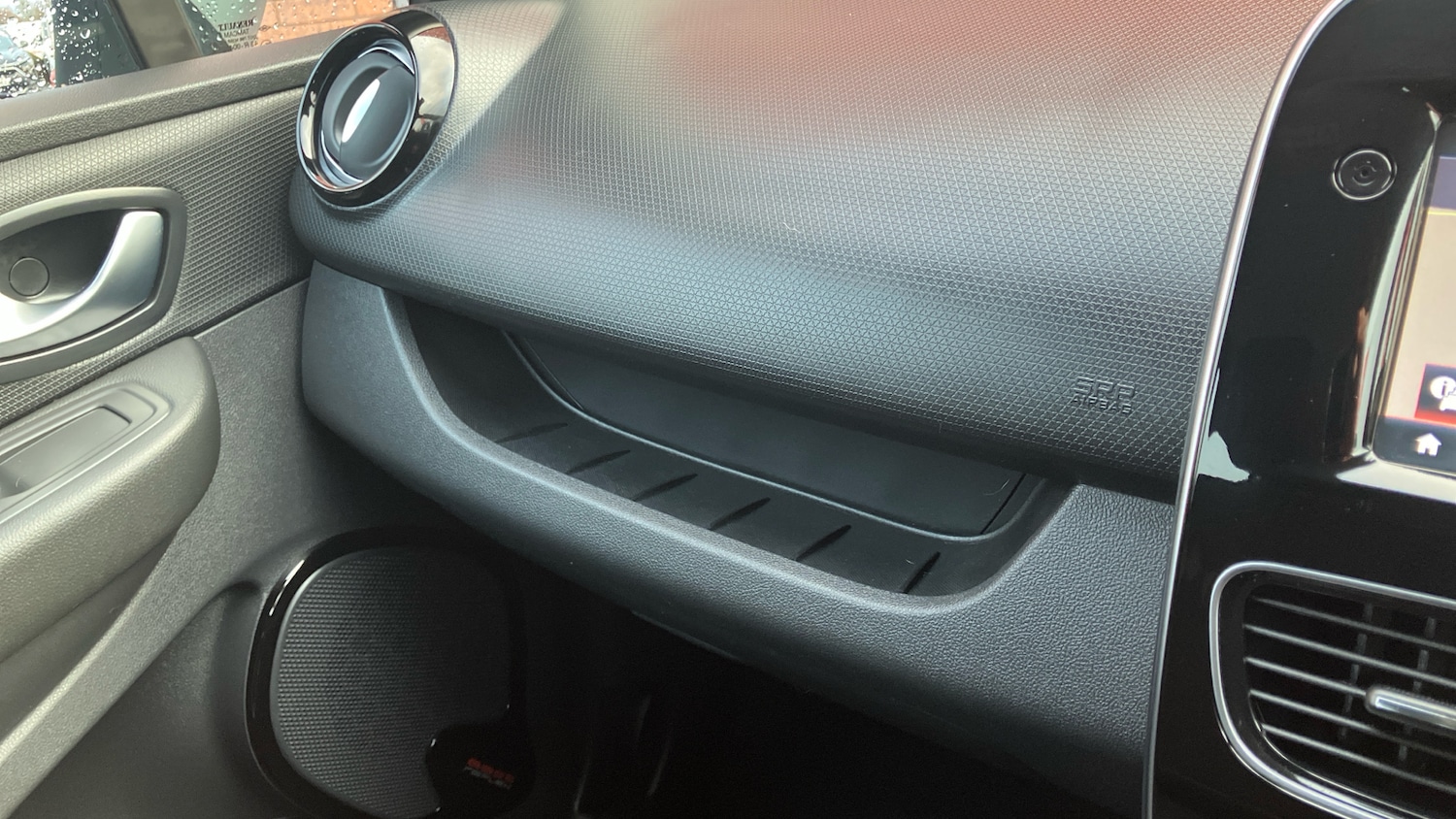 Used Renault Clio 2018 for sale - 76830562: Photo 33