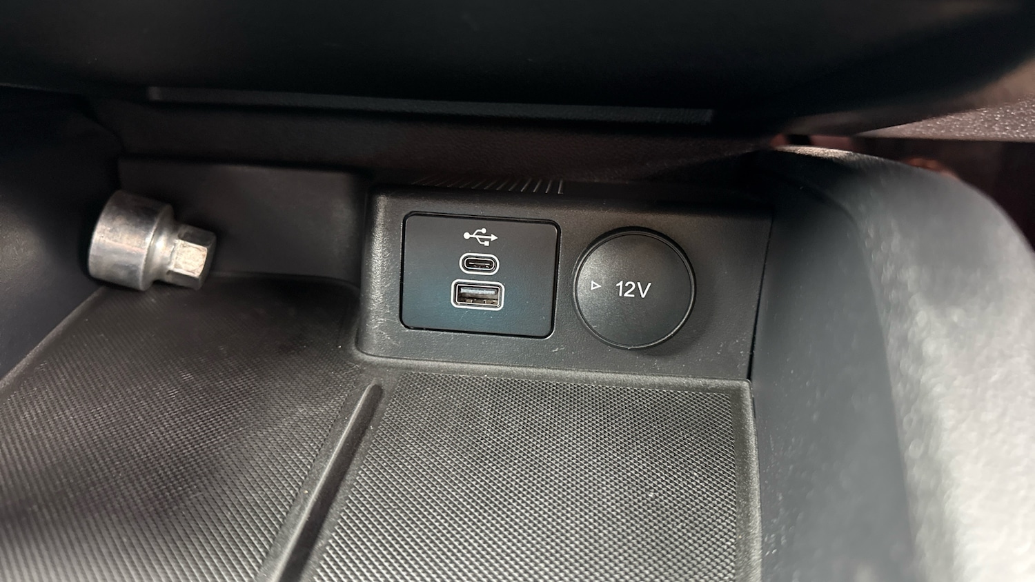 Vehicle 44