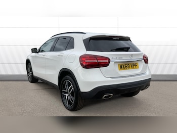 Used Mercedes-Benz GLA 2019 for sale - 76170360: Photo 2