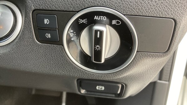 Used Mercedes-Benz GLA 2019 for sale - 76170360: Photo 30