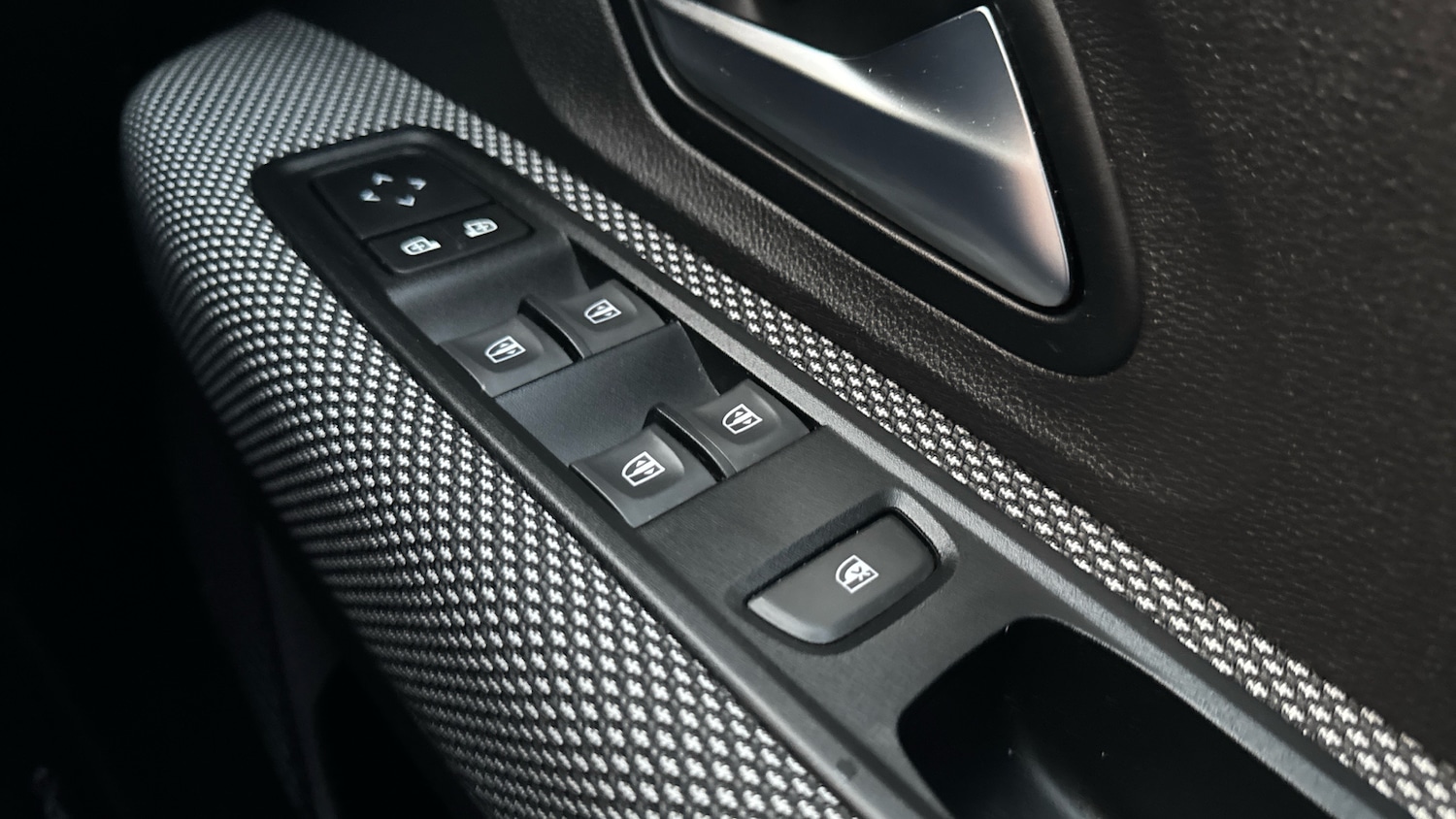 Used Dacia Sandero 2022 for sale - 77272173: Photo 25