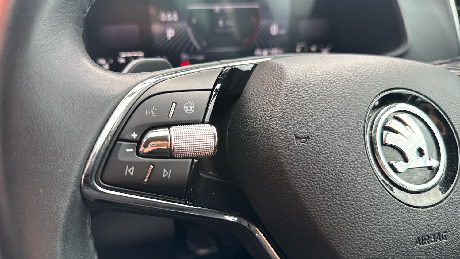 Used Skoda Karoq 2023 for sale - 77833141: Photo 25