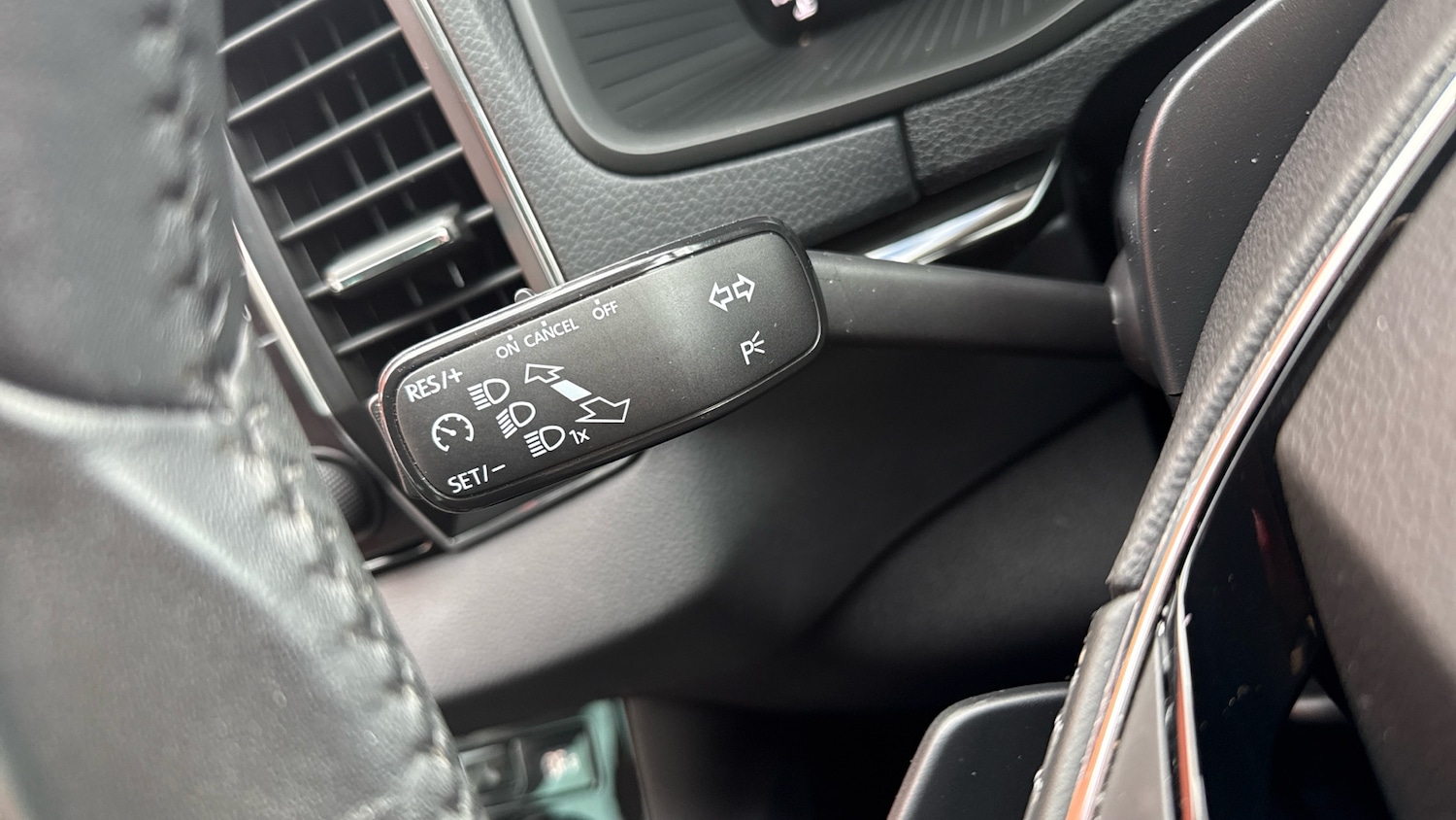 Used Skoda Karoq 2023 for sale - 77833141: Photo 27