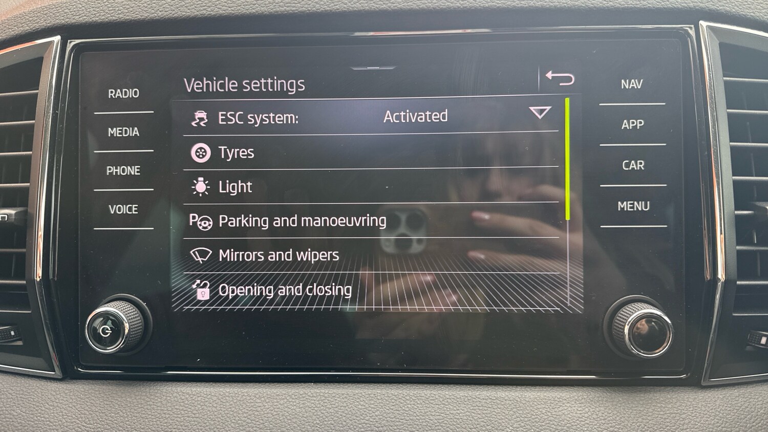 Used Skoda Karoq 2023 for sale - 77833141: Photo 34