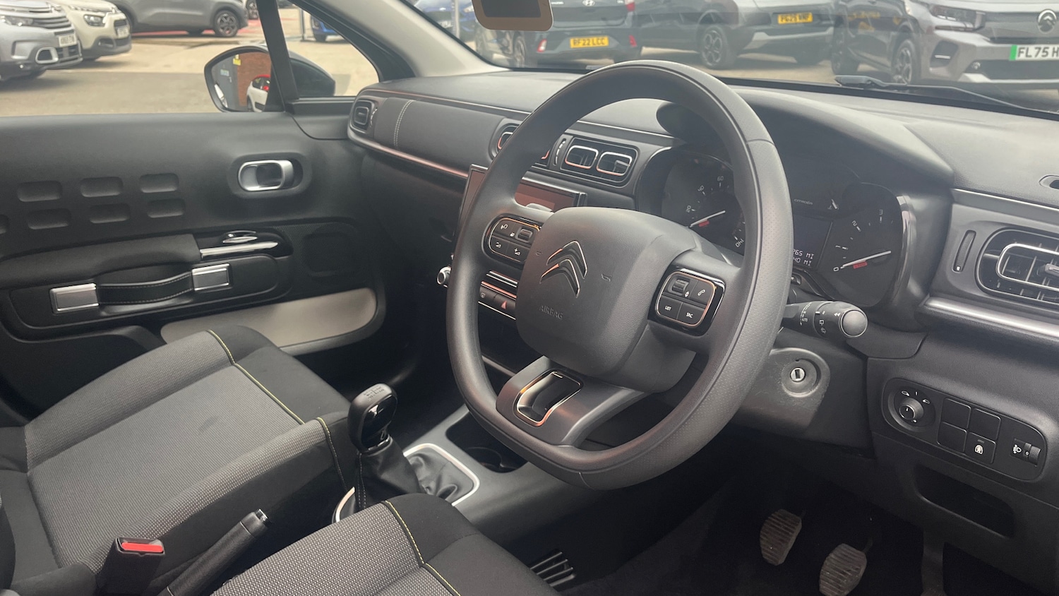 Used Citroen C3 2023 for sale - 76157693: Photo 11