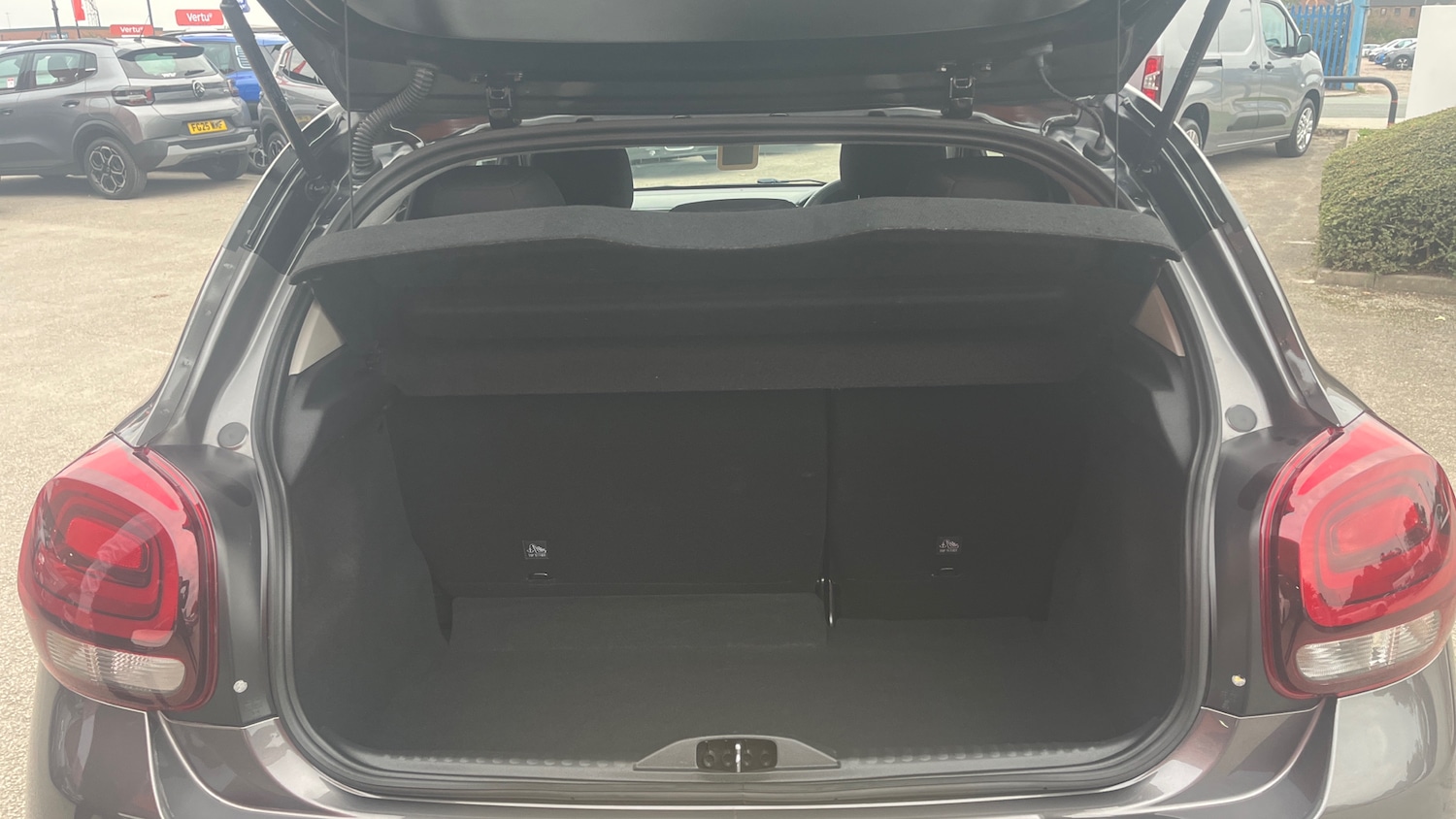 Used Citroen C3 2023 for sale - 76157693: Photo 4