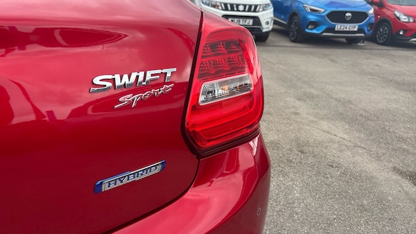 Used Suzuki Swift 2021 for sale - 75391420: Photo 23