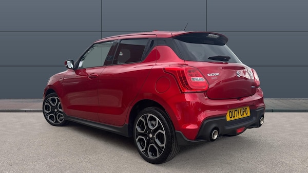 Used Suzuki Swift 2021 for sale - 75391420: Photo 2