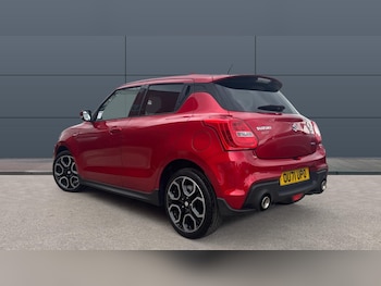 Used Suzuki Swift 2021 for sale - 75391420: Photo