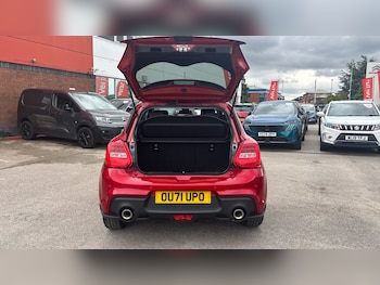 Used Suzuki Swift 2021 for sale - 75391420: Photo