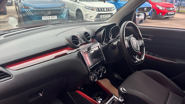 Used Suzuki Swift 2021 for sale - 75391420: Photo 9