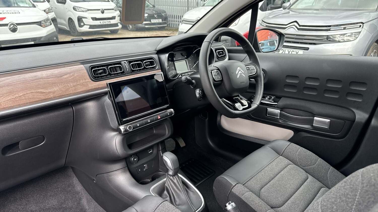 Used Citroen C3 2023 for sale - 77830348: Photo 9