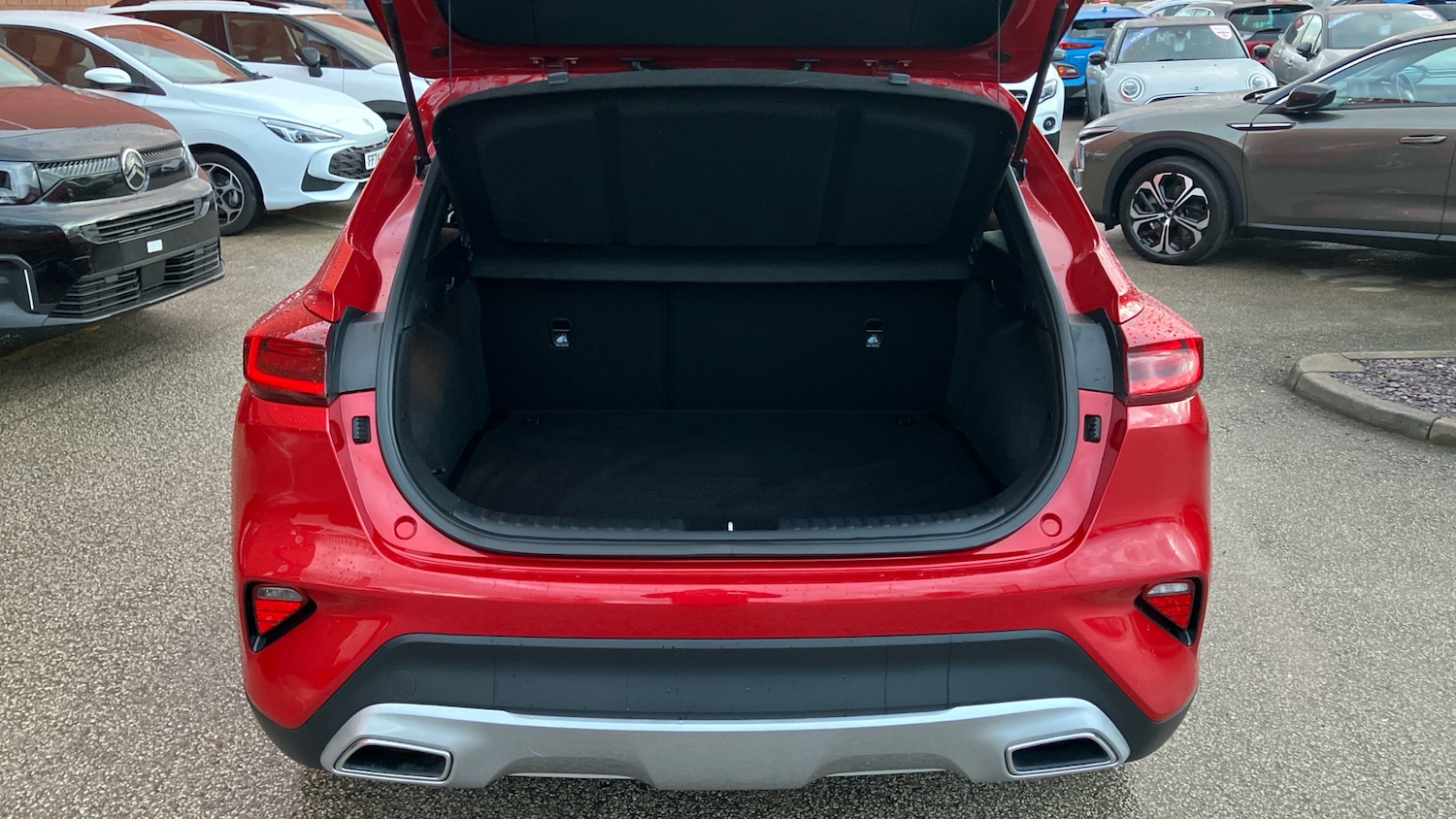 Used Kia XCeed 2022 for sale - 77228088: Photo 4