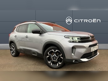 2022 (72) - 1.2 PureTech Shine 5dr Petrol Hatchback