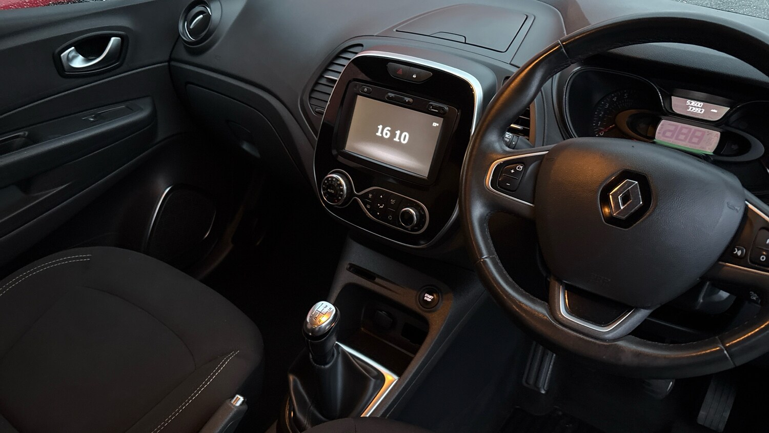 Used Renault Captur 2018 for sale - 76706234: Photo 14