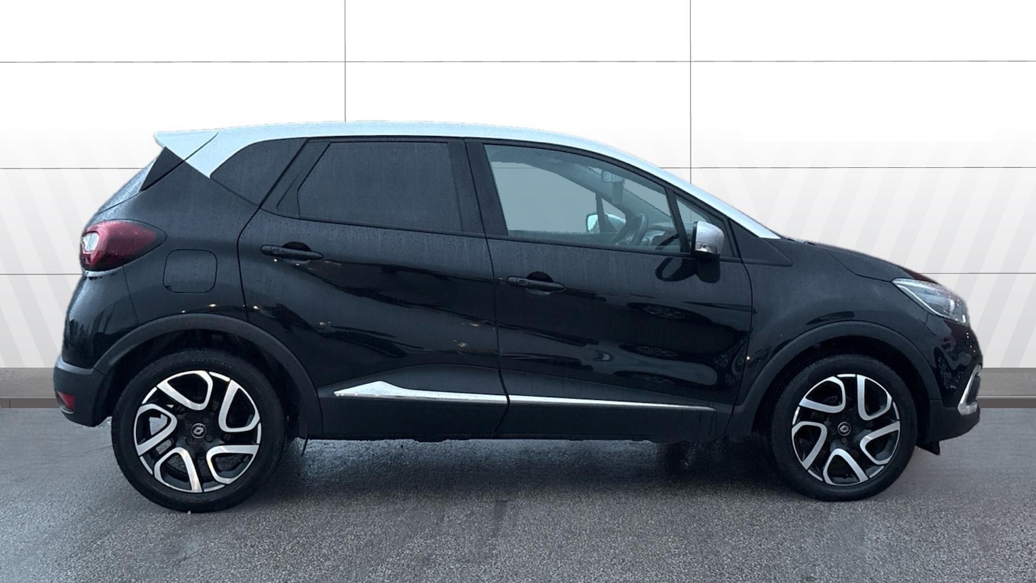 Used Renault Captur 2018 for sale - 76706234: Photo 5