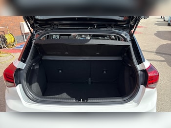 Used Hyundai i20 2020 for sale - 78747779: Photo