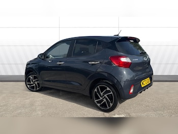 Used Hyundai i10 2023 for sale - 78328381: Photo