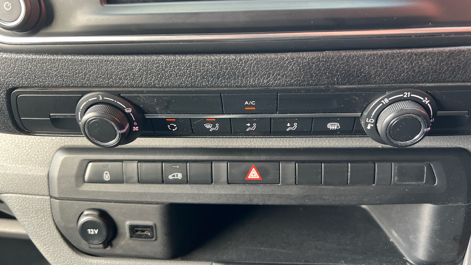 Used Peugeot Expert 2022 for sale - 77180666: Photo 38