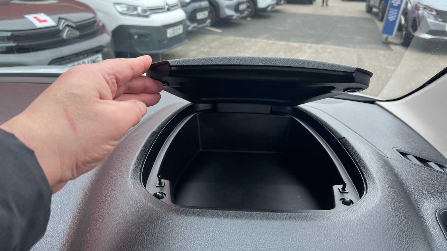 Used Citroen Berlingo 2023 for sale - 77450260: Photo 21