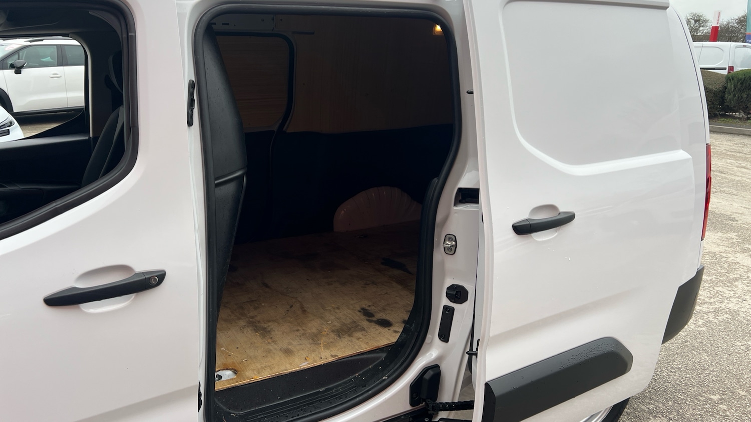 Used Citroen Berlingo 2023 for sale - 77450260: Photo 5