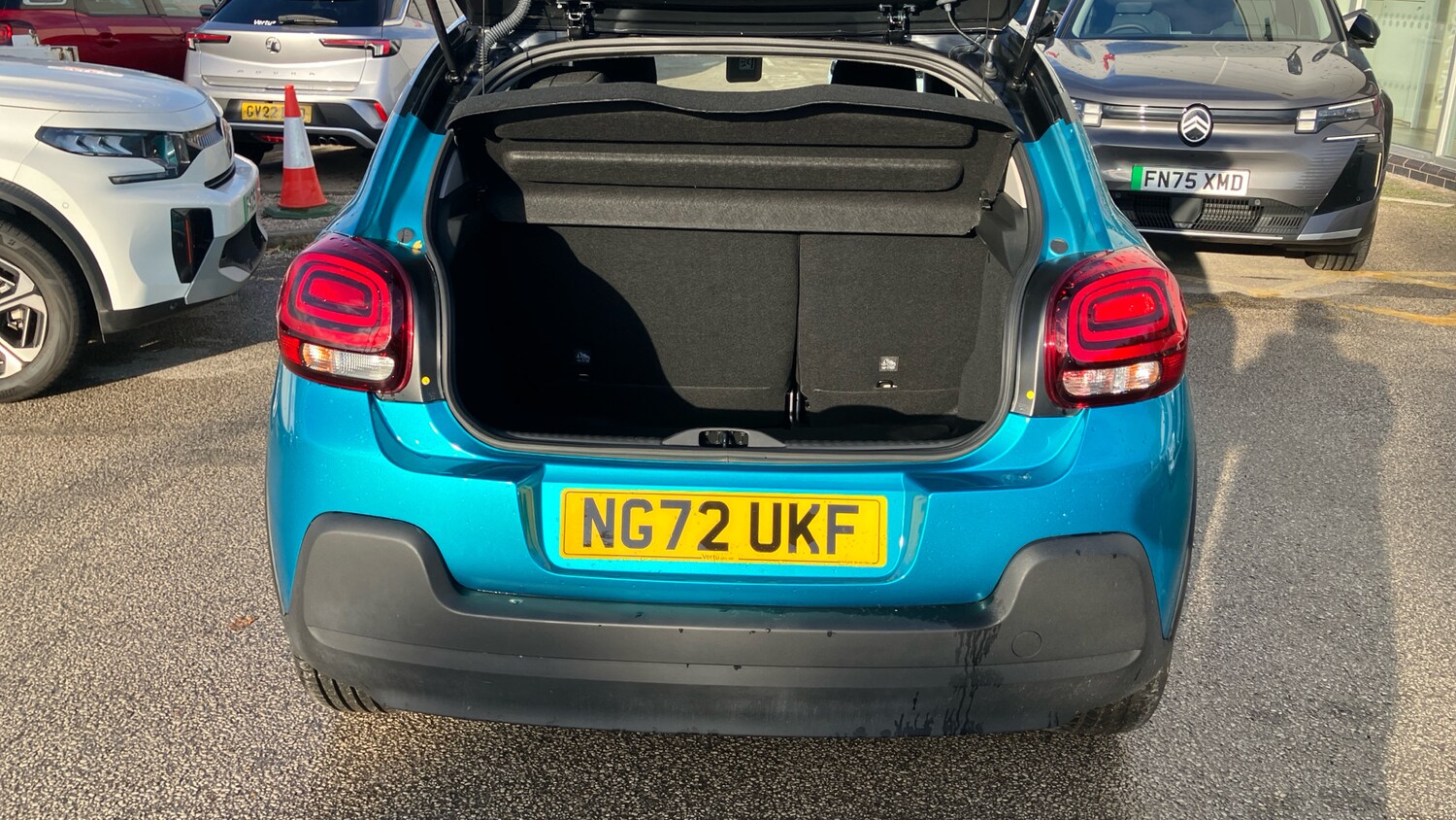 Used Citroen C3 2023 for sale - 76568340: Photo 4