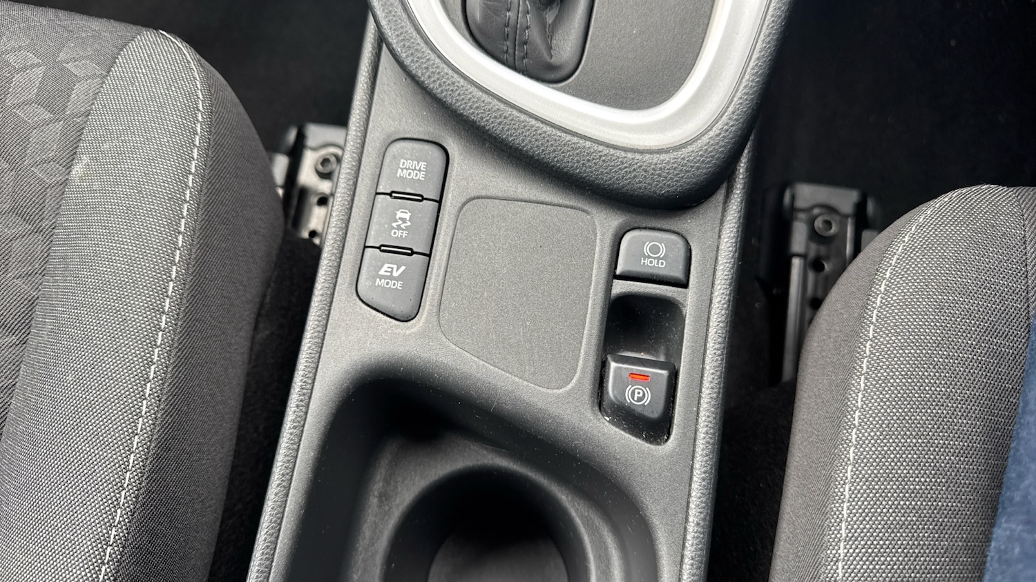 Used Toyota Yaris 2022 for sale - 77543537: Photo 26