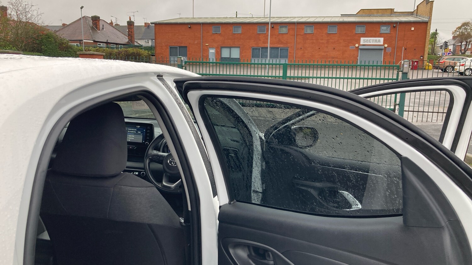 Used Toyota Yaris 2022 for sale - 77543537: Photo 39