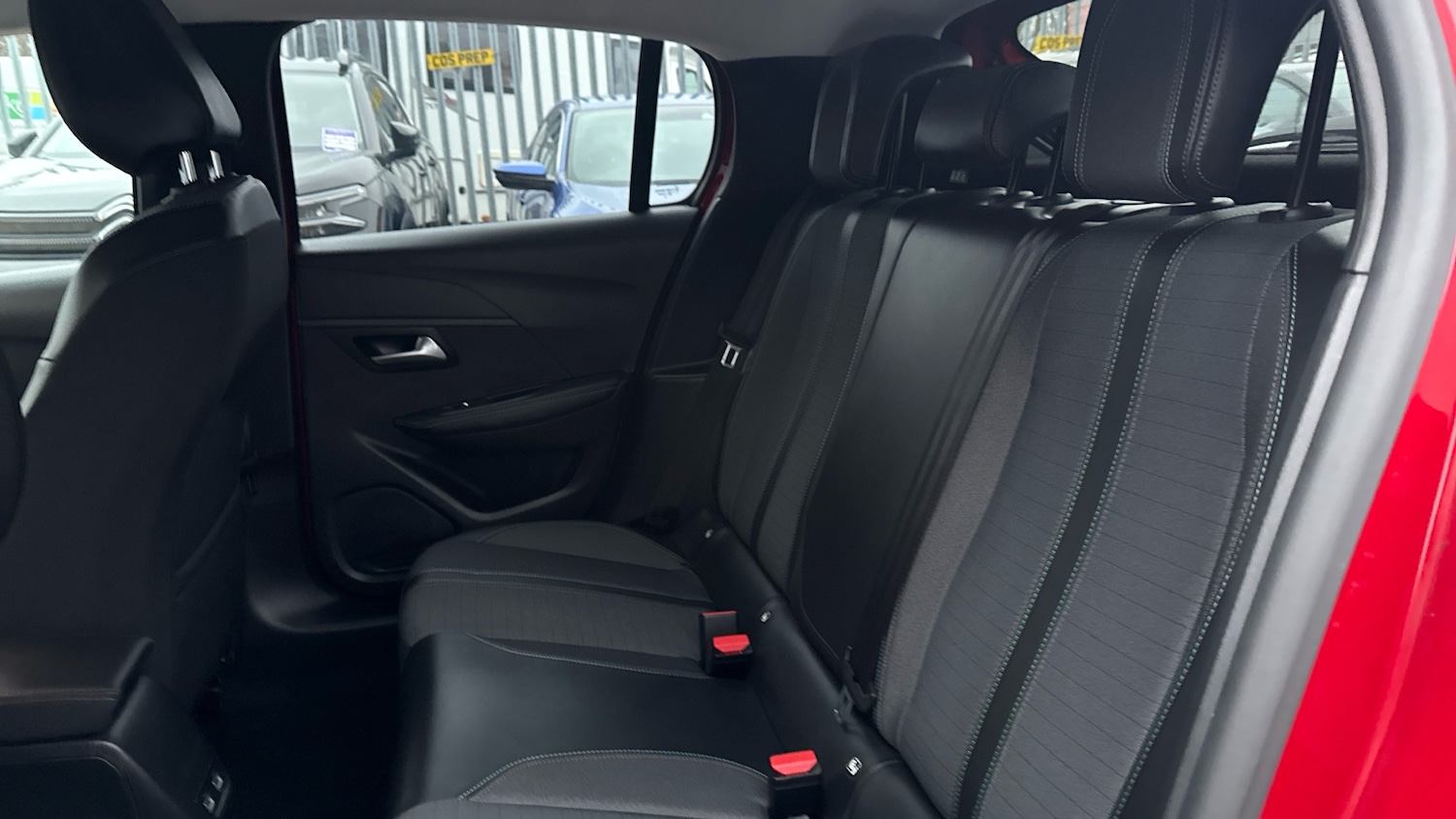 Used Peugeot 208 2023 for sale - 77034252: Photo 16