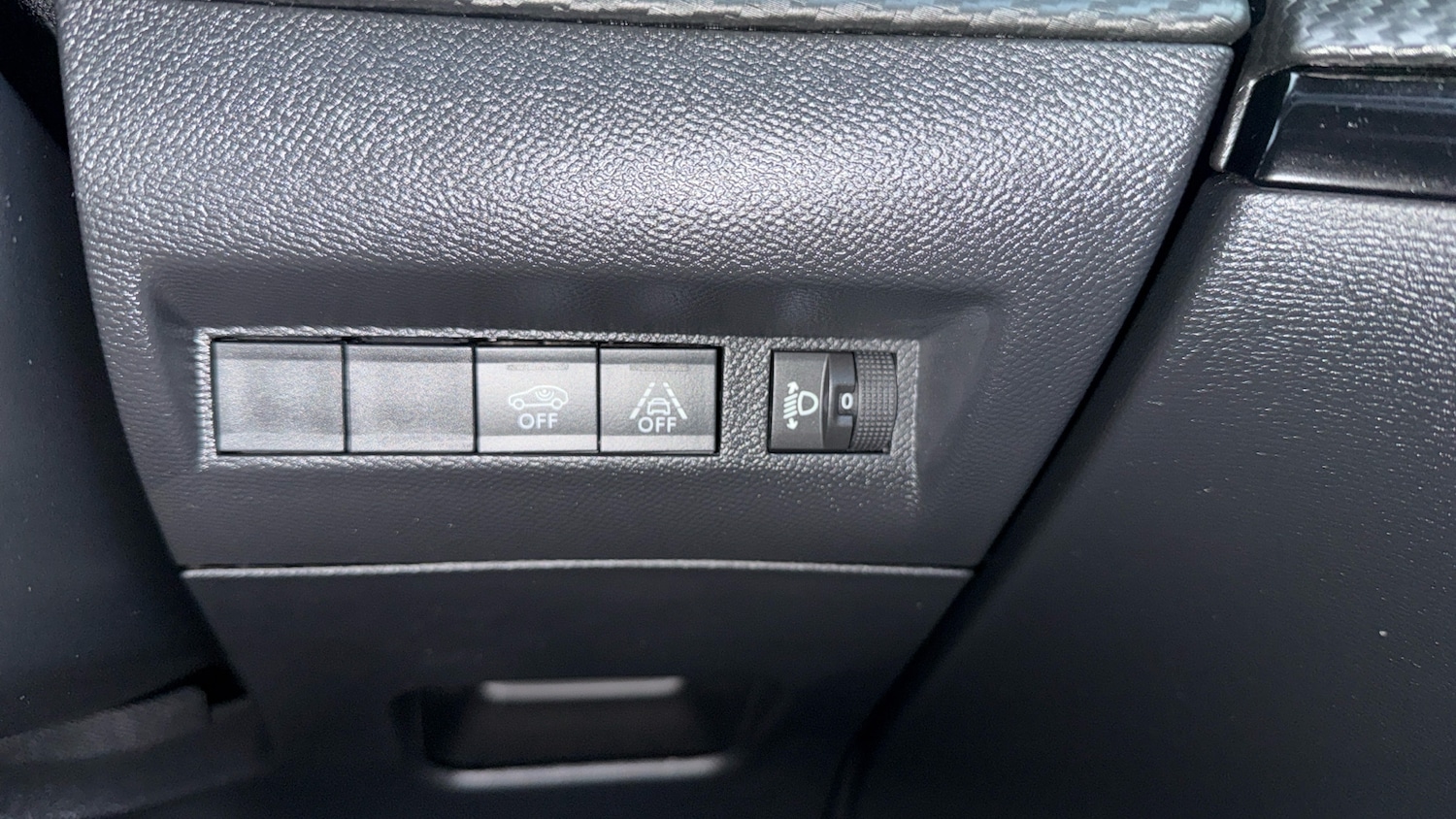 Used Peugeot 208 2023 for sale - 77034252: Photo 27