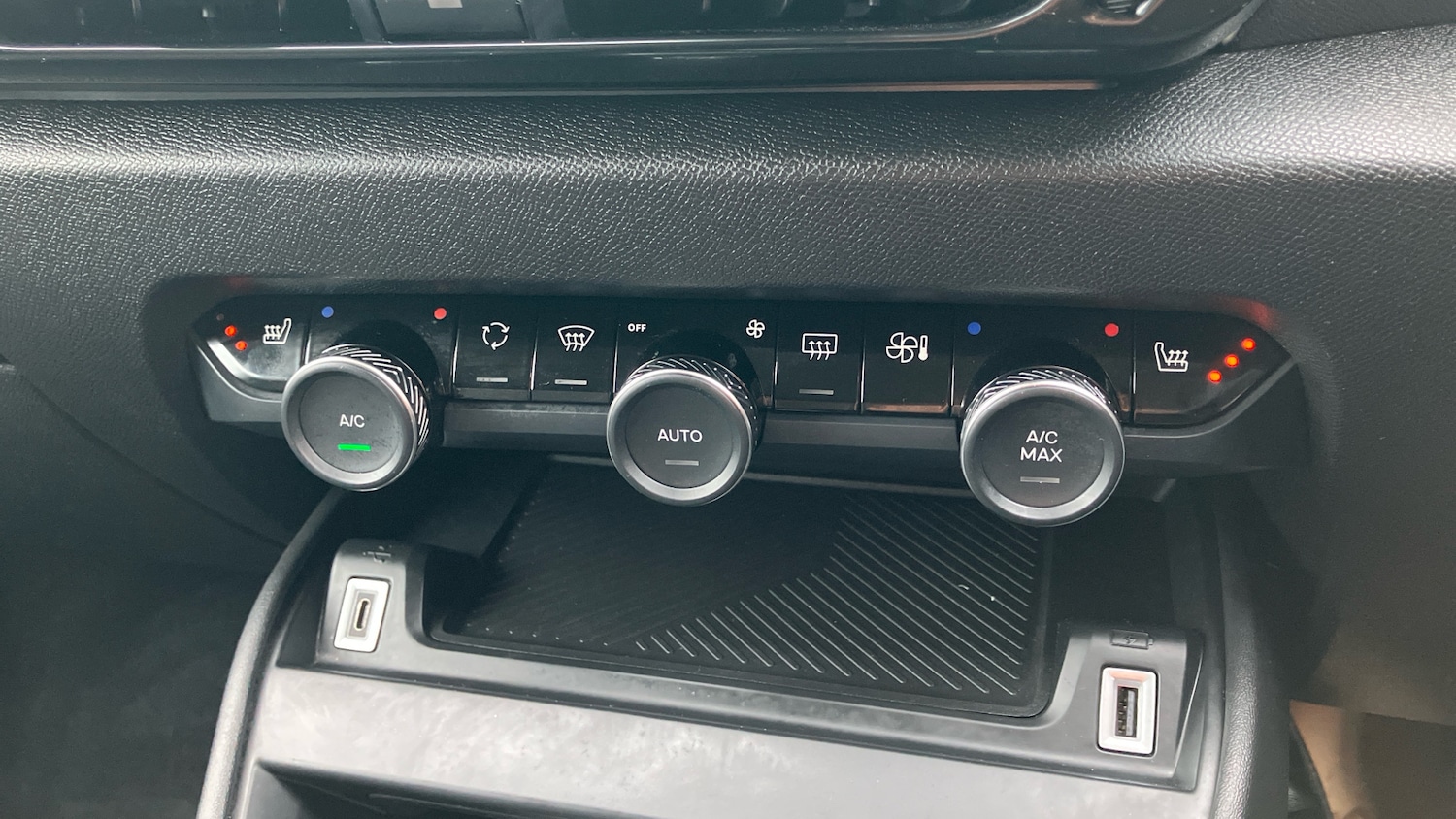 Used Citroen C4 2022 for sale - 76599899: Photo 21