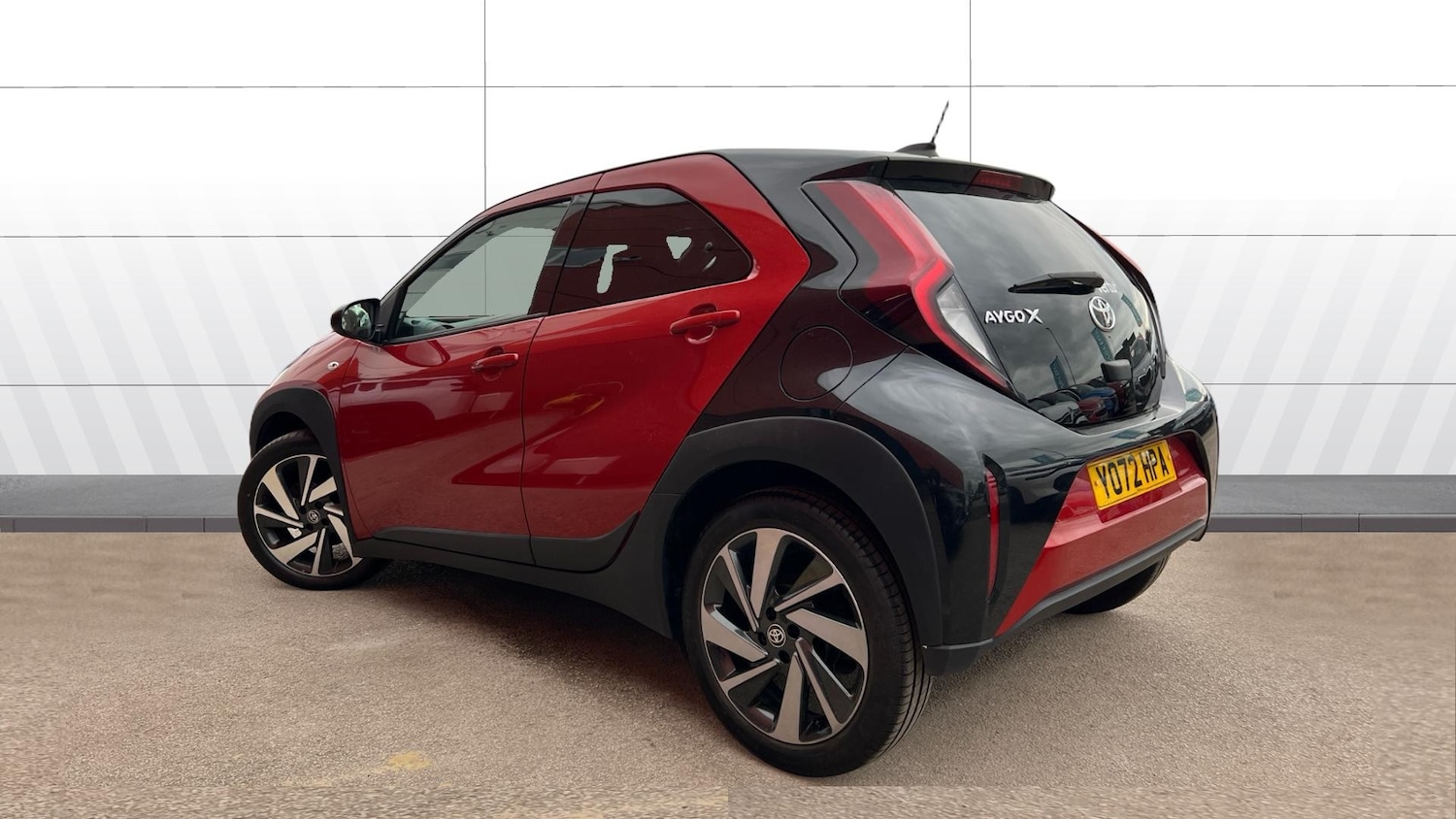 Used Toyota Aygo X 2023 for sale - 77848827: Photo 2