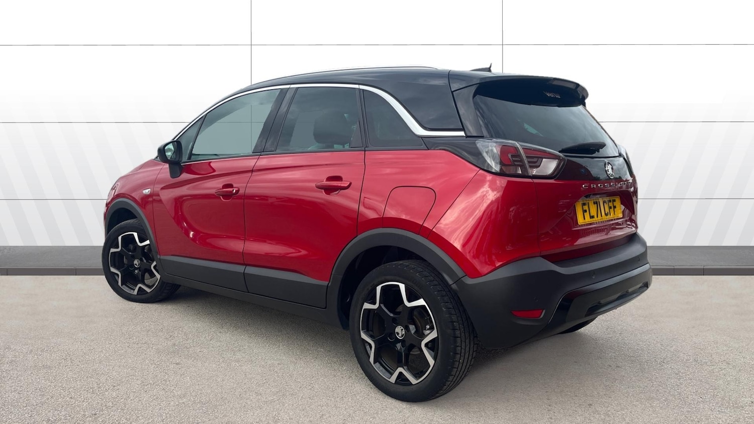 Used Vauxhall Crossland 2021 for sale - 77228095: Photo 2