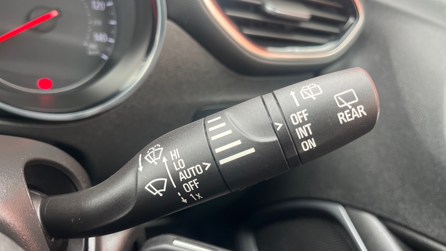 Used Vauxhall Crossland 2021 for sale - 77228095: Photo 25