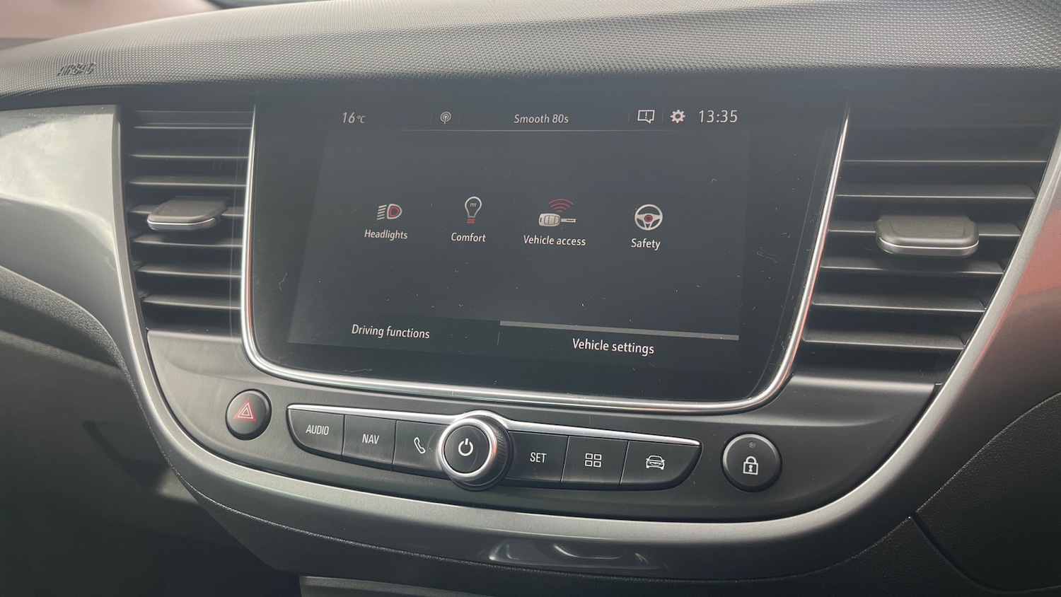 Used Vauxhall Crossland 2021 for sale - 77228095: Photo 32