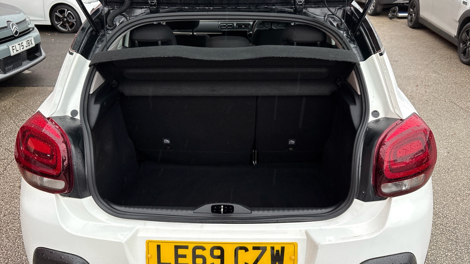 Used Citroen C3 2020 for sale - 76599900: Photo 4