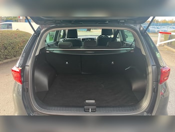 Used Kia Sportage 2018 for sale - 76436481: Photo